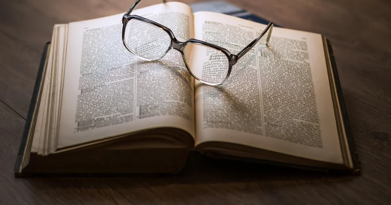 Les fonctions de reformulation et leurs effets sur le style